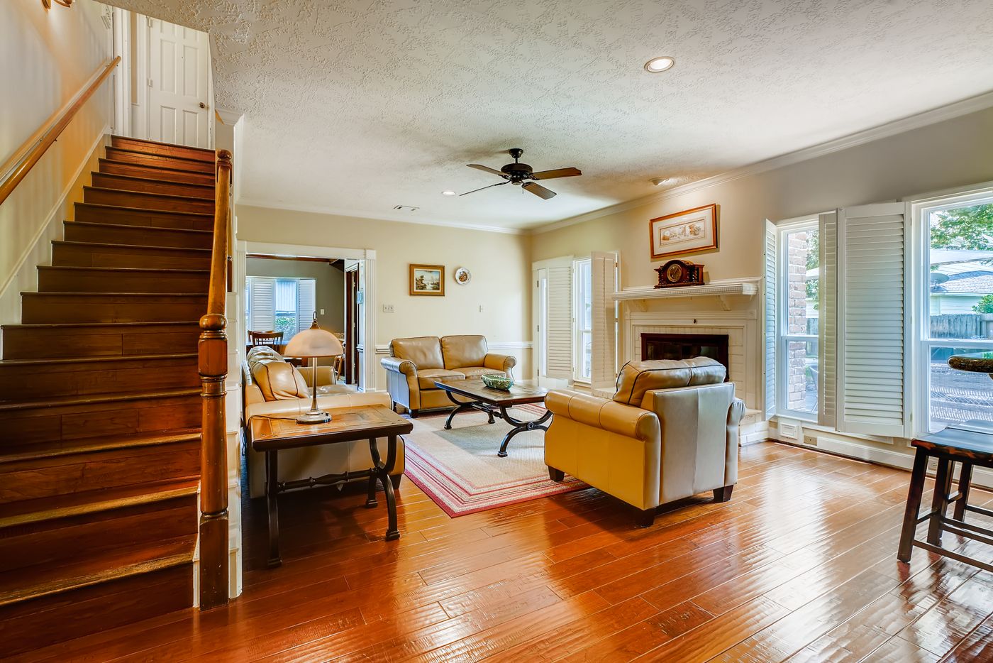 Glue-down planking inspiration: finished room in a different property, illustrative stock photo