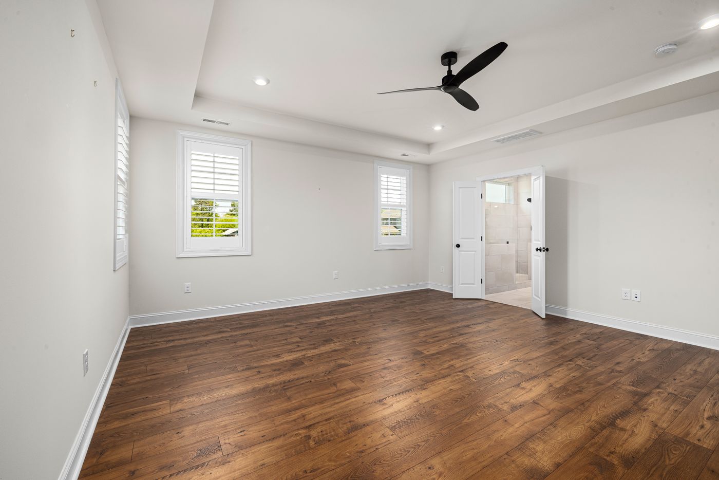 Click-lock planking inspiration: finished room in a different property, illustrative stock photo